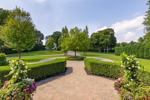 372 Ferndale Road S, Wayzata, MN 55391