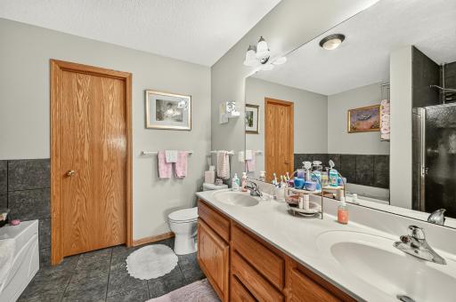 671 Shardlow Place NE, Byron, MN 55920