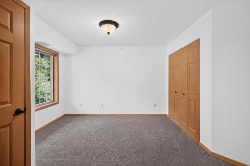 Second bedroom without virtual staging.
