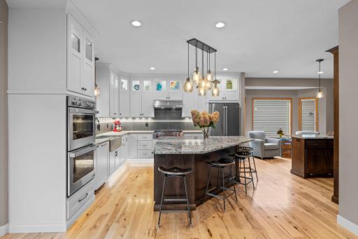 1435 Wildflower Lane, Chaska, MN 55318