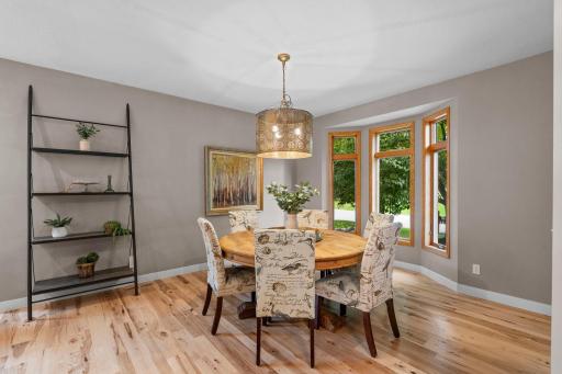 1435 Wildflower Lane, Chaska, MN 55318