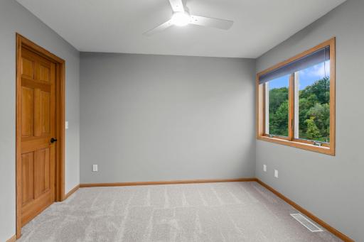 1435 Wildflower Lane, Chaska, MN 55318