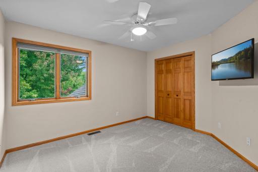 1435 Wildflower Lane, Chaska, MN 55318