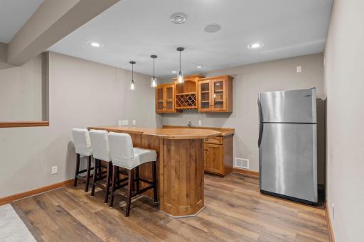 1435 Wildflower Lane, Chaska, MN 55318