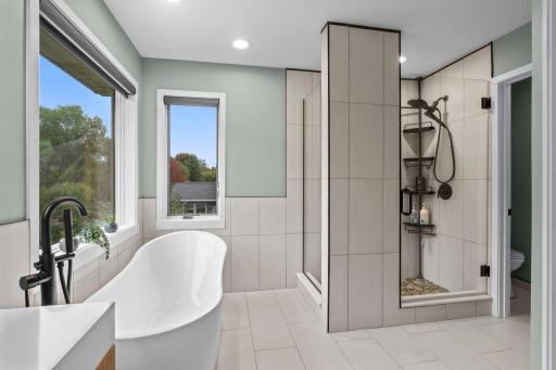 1435 Wildflower Lane, Chaska, MN 55318