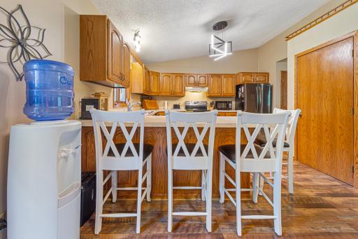 21 kitchen.jpg