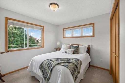 8600 Tessman Circle N, Brooklyn Park, MN 55445
