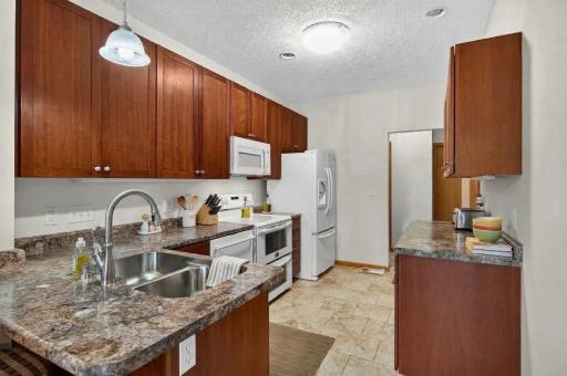8600 Tessman Circle N, Brooklyn Park, MN 55445