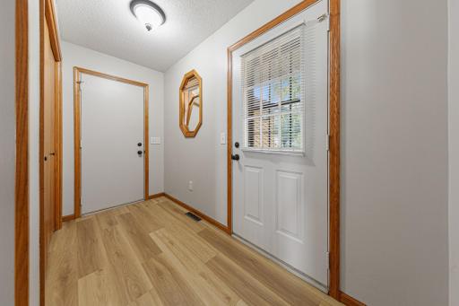 1612 Trailwood Lane SW, Faribault, MN 55021