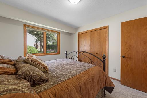 1612 Trailwood Lane SW, Faribault, MN 55021