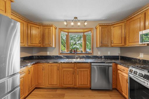 1612 Trailwood Lane SW, Faribault, MN 55021
