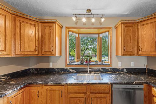 1612 Trailwood Lane SW, Faribault, MN 55021