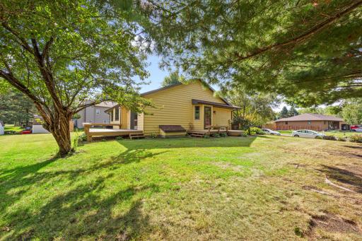 1612 Trailwood Lane SW, Faribault, MN 55021