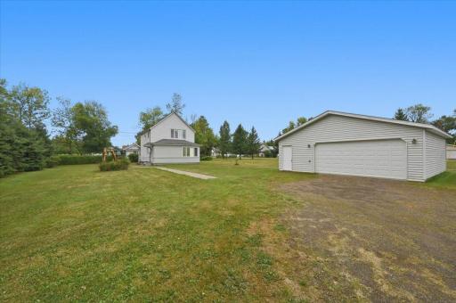 324 98th Avenue W, Duluth, MN 55808