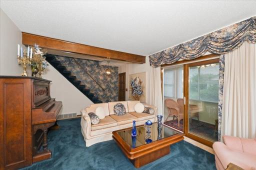324 98th Avenue W, Duluth, MN 55808