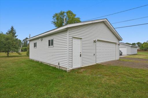 324 98th Avenue W, Duluth, MN 55808
