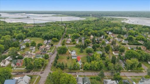 324 98th Avenue W, Duluth, MN 55808