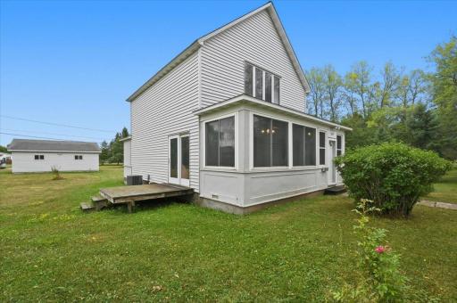 324 98th Avenue W, Duluth, MN 55808