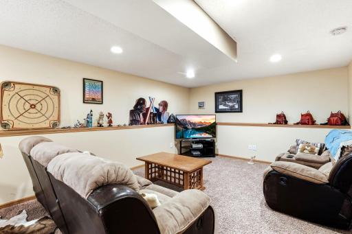 19-web-or-mls-23563-Marigold-St-NW-19.jpg