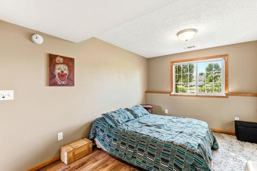 22-web-or-mls-23563-Marigold-St-NW-22.jpg