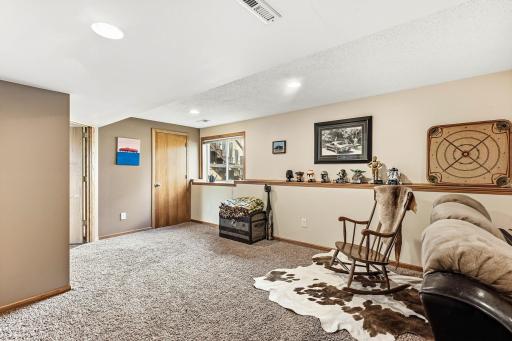 20-web-or-mls-23563-Marigold-St-NW-20.jpg