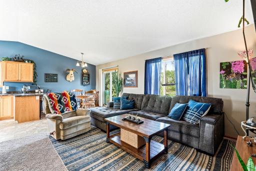 6-web-or-mls-23563-Marigold-St-NW-06.jpg