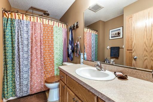 25-web-or-mls-23563-Marigold-St-NW-25.jpg