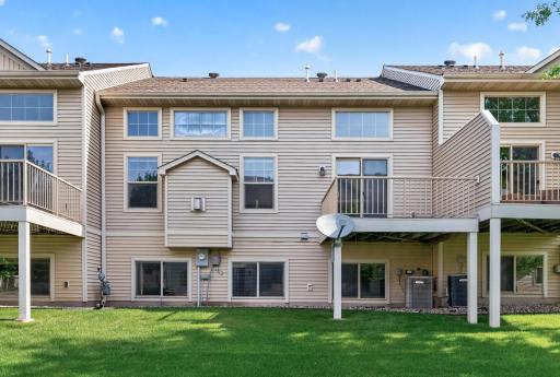 11631 Prospect Curve, Woodbury, MN 55129