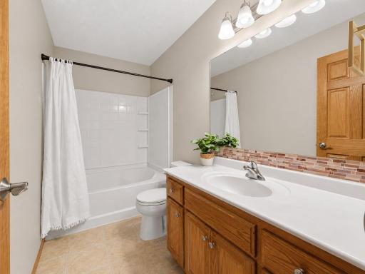 11631 Prospect Curve, Woodbury, MN 55129