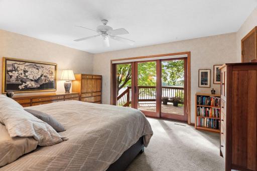 53-web-or-mls-525 Park Ln-53.jpg