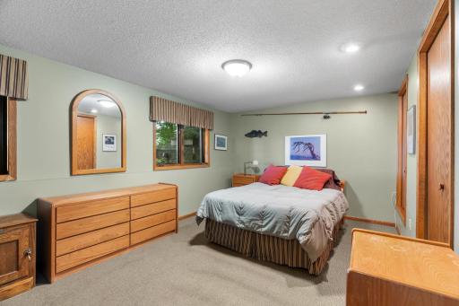 61-web-or-mls-525 Park Ln-61.jpg