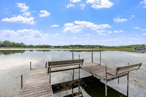 16-web-or-mls-525 Park Ln-16.jpg