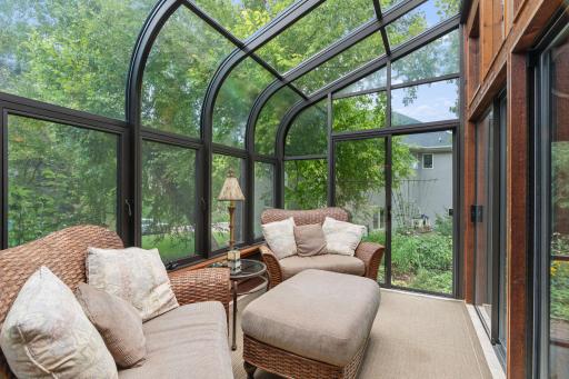 46-web-or-mls-525 Park Ln-46.jpg