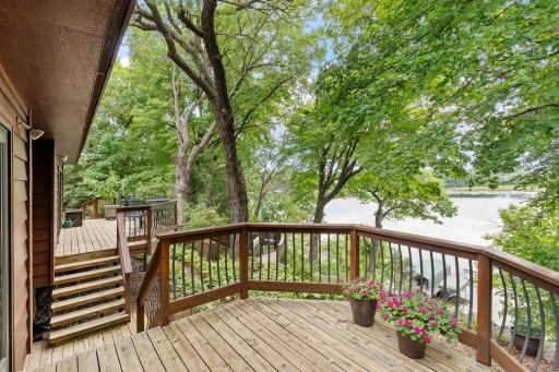 7-web-or-mls-525 Park Ln-7.jpg