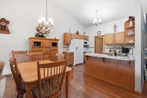 1421 Roberts Road, Buffalo, MN 55313