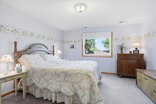 1421 Roberts Road, Buffalo, MN 55313
