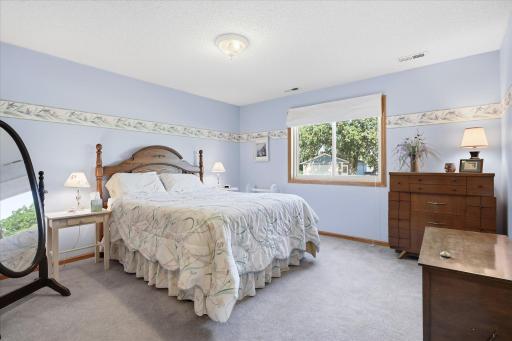 1421 Roberts Road, Buffalo, MN 55313