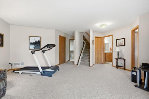1421 Roberts Road, Buffalo, MN 55313