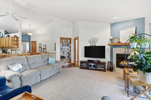 1421 Roberts Road, Buffalo, MN 55313