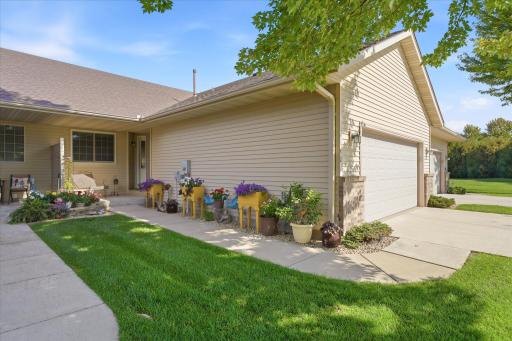 1421 Roberts Road, Buffalo, MN 55313