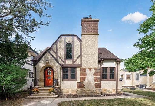 Photo for 3028 E Minnehaha Parkway, Minneapolis, MN 55406 - listing #7136089 3028 E Minnehaha Parkway, Minneapolis, MN 55406