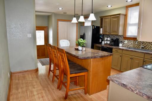 504 3rd Avenue, Sibley, IA 51249