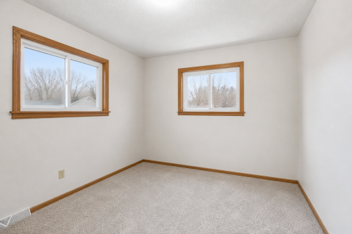 1561 Clarence Street, Saint Paul, MN 55106