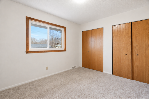 1561 Clarence Street, Saint Paul, MN 55106