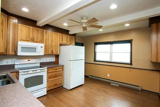 240 Merrian Street, Glencoe, MN 55336