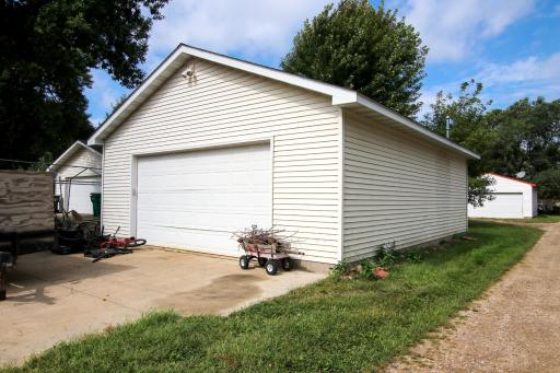 240 Merrian Street, Glencoe, MN 55336