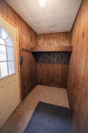 22 S California Avenue, Morris, MN 56267