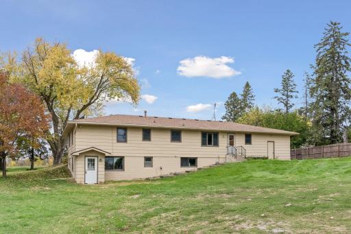 8775 Airport Road, Waconia, MN 55387