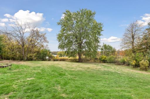 8775 Airport Road, Waconia, MN 55387