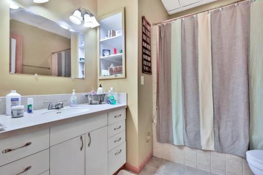 31650 Ivywood Trail, Chisago City, MN 55079